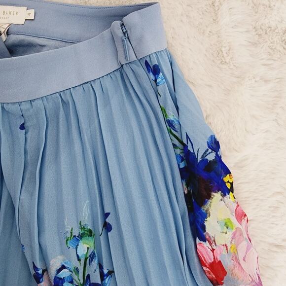 NEW Ted Baker Harrpa Raspberry Ripple Pleated Floral Midi Skirt Light Blue - Picture 9 of 12